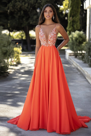 Robe de bal longue trapèze en mousseline de soie orange à bretelles longues avec appliques de dentelle